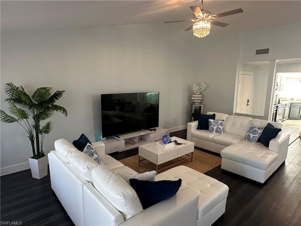 9828 Luna CIR # H203, NAPLES FL 34109-1