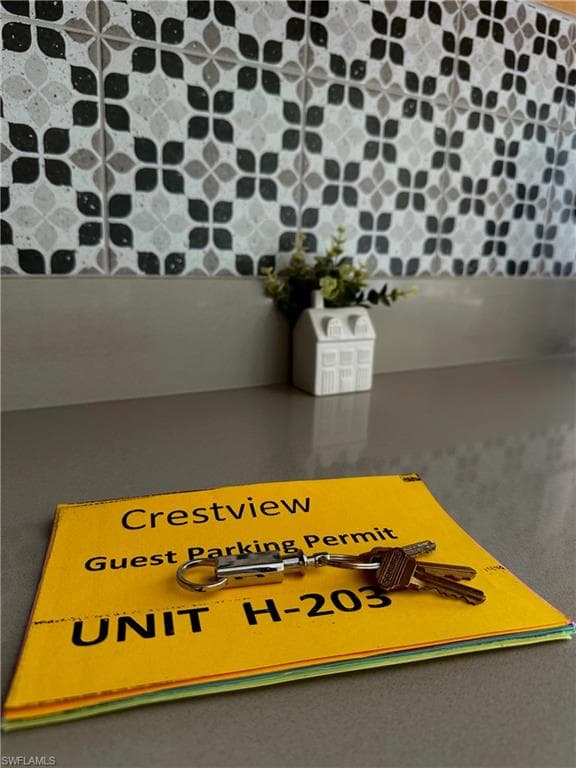 9828 Luna CIR # H203, NAPLES FL 34109-8