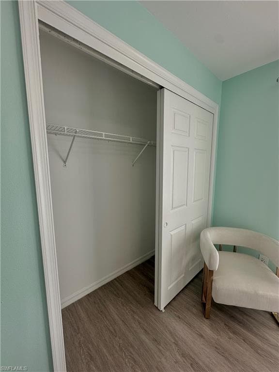 9828 Luna CIR # H203, NAPLES FL 34109-17