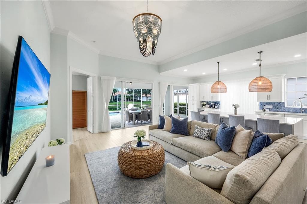 4453 Novato CT, NAPLES FL 34109-5