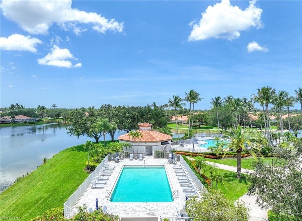 4453 Novato CT, NAPLES FL 34109-27