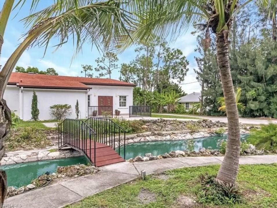 6343 Mark LN, FORT MYERS FL 33966-1
