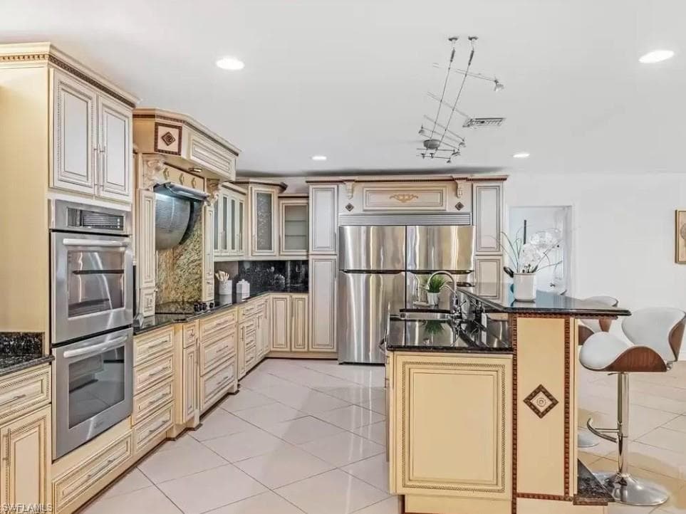 6343 Mark LN, FORT MYERS FL 33966-6