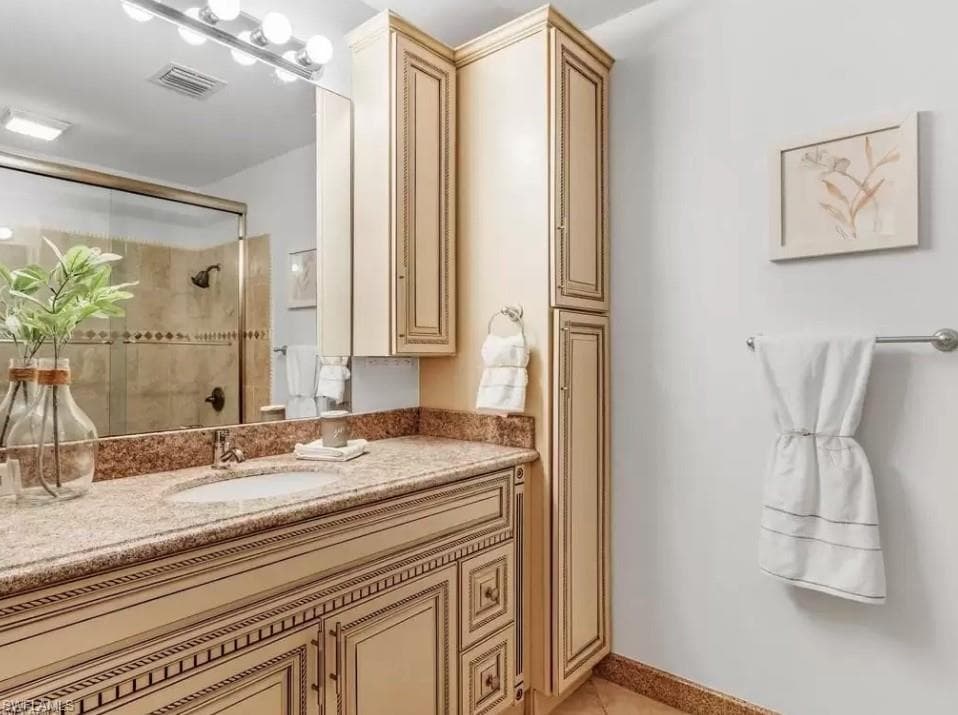 6343 Mark LN, FORT MYERS FL 33966-19