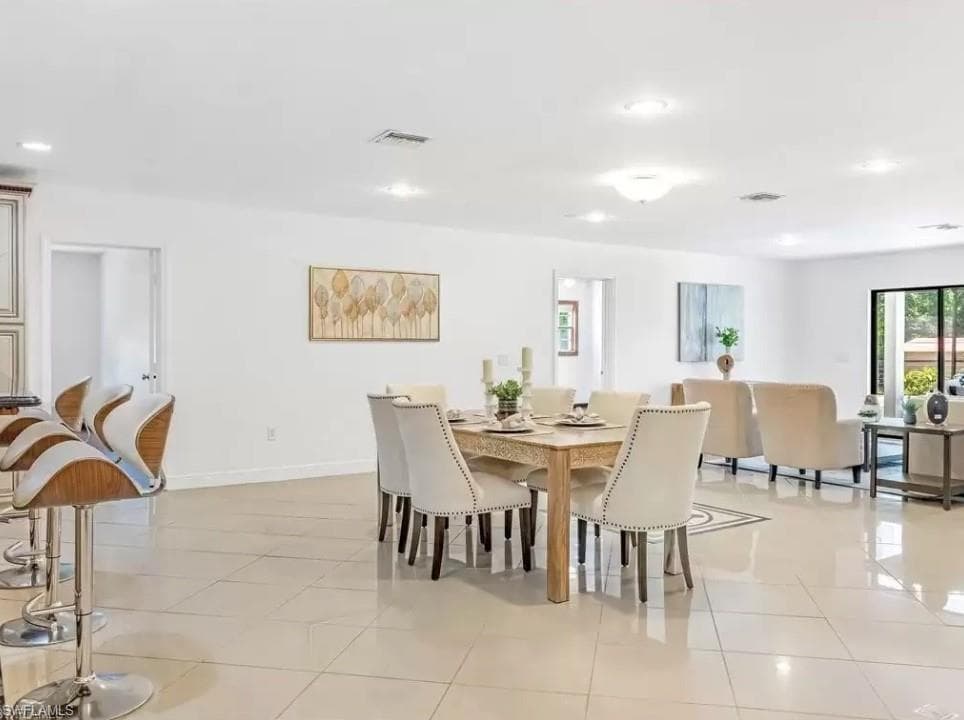 6343 Mark LN, FORT MYERS FL 33966-10