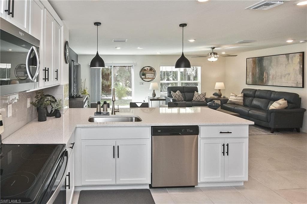 6360 Brant Bay BLVD # 104, NORTH FORT MYERS FL 33917-29