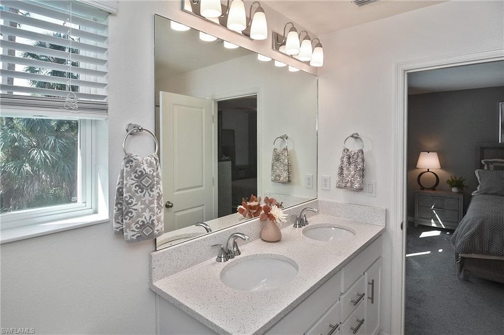 6360 Brant Bay BLVD # 104, NORTH FORT MYERS FL 33917-14