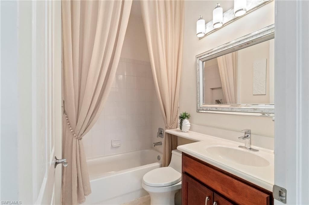 1879 Ivory Cane PT, NAPLES FL 34119-17