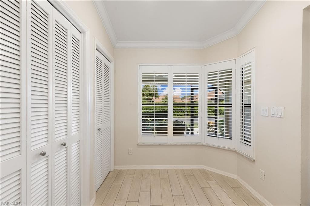 3346 Erick Lake DR # 2001, NAPLES FL 34109-12