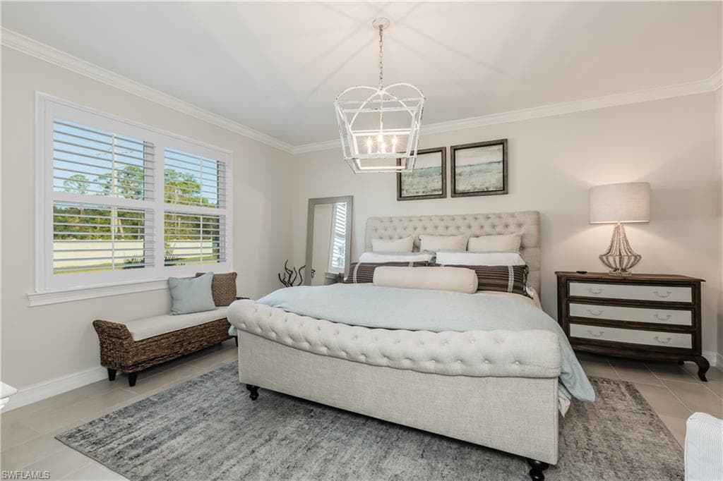 267 Tamarindo LN, NAPLES FL 34114-7