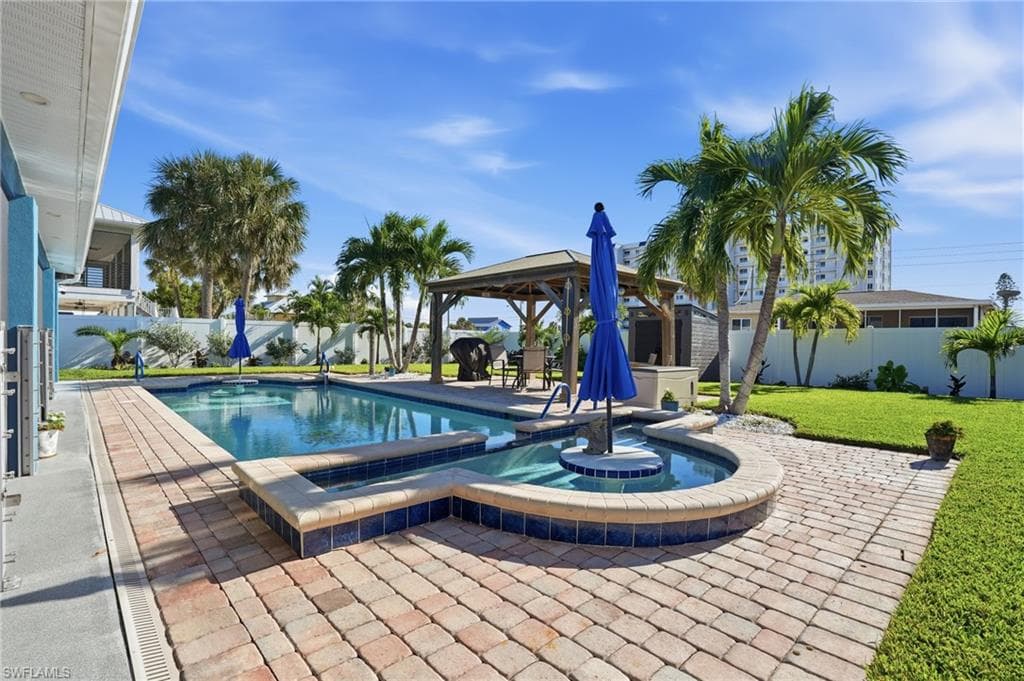 7850 Buccaneer DR, FORT MYERS BEACH FL 33931-42