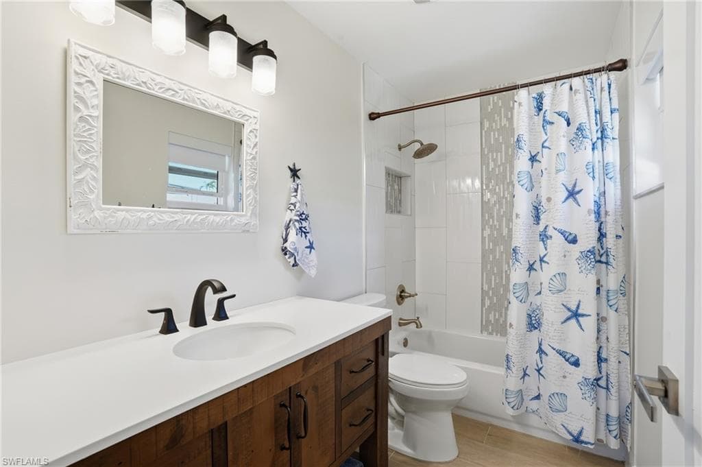 7850 Buccaneer DR, FORT MYERS BEACH FL 33931-29