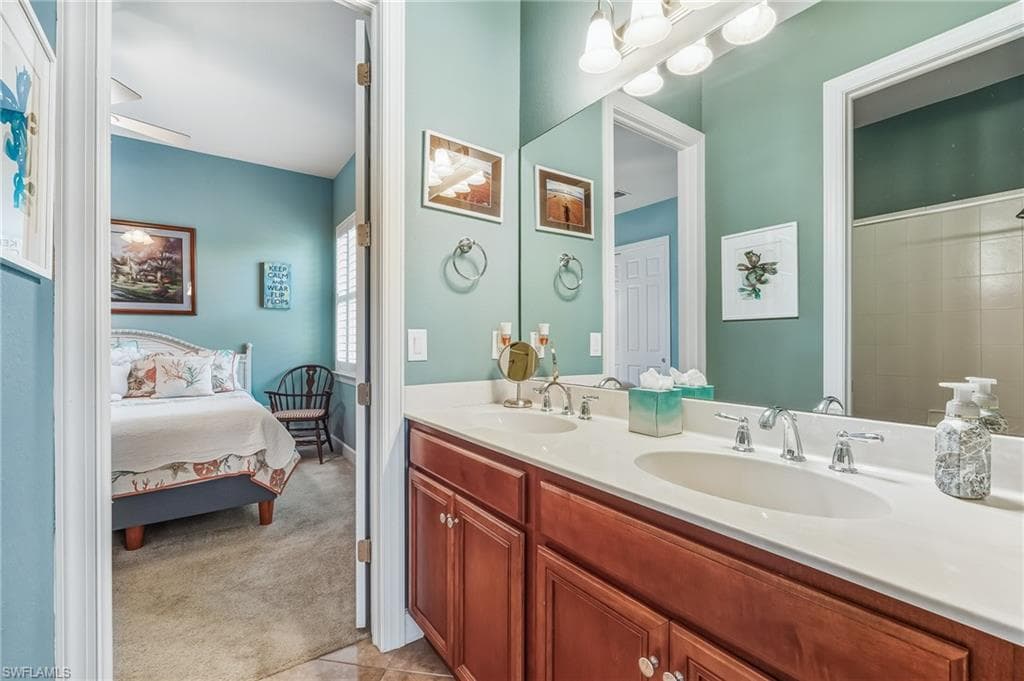 5675 Whispering Willow WAY, FORT MYERS FL 33908-17