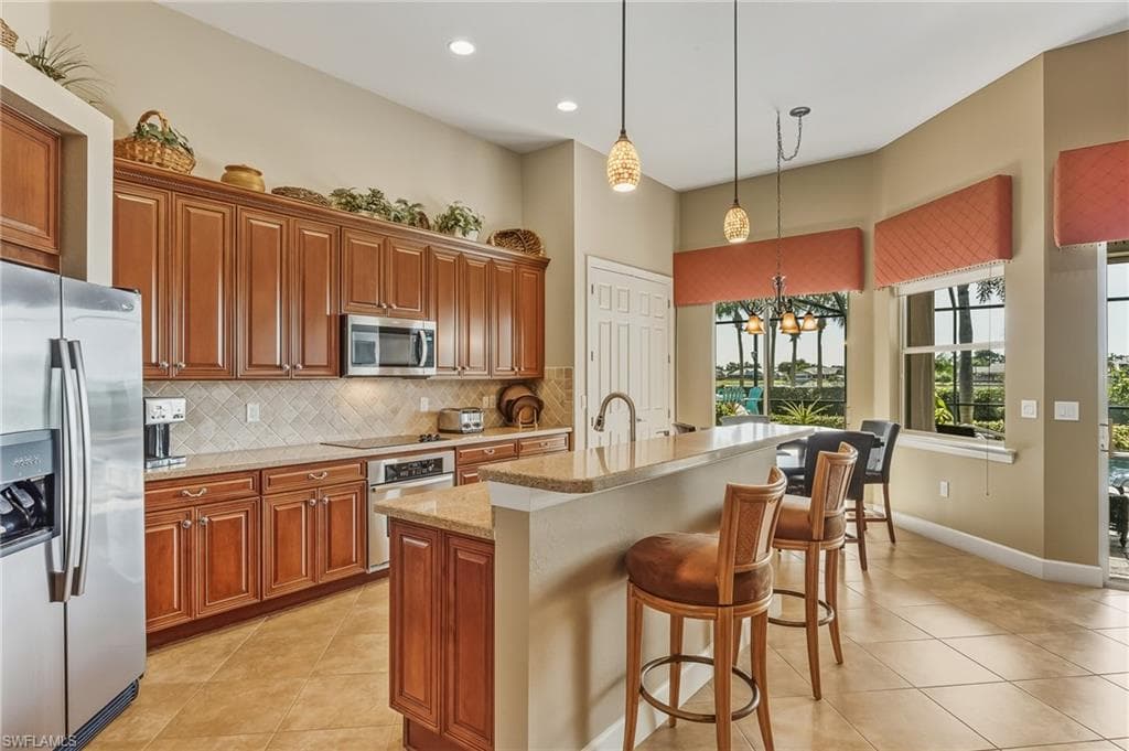 5675 Whispering Willow WAY, FORT MYERS FL 33908-7