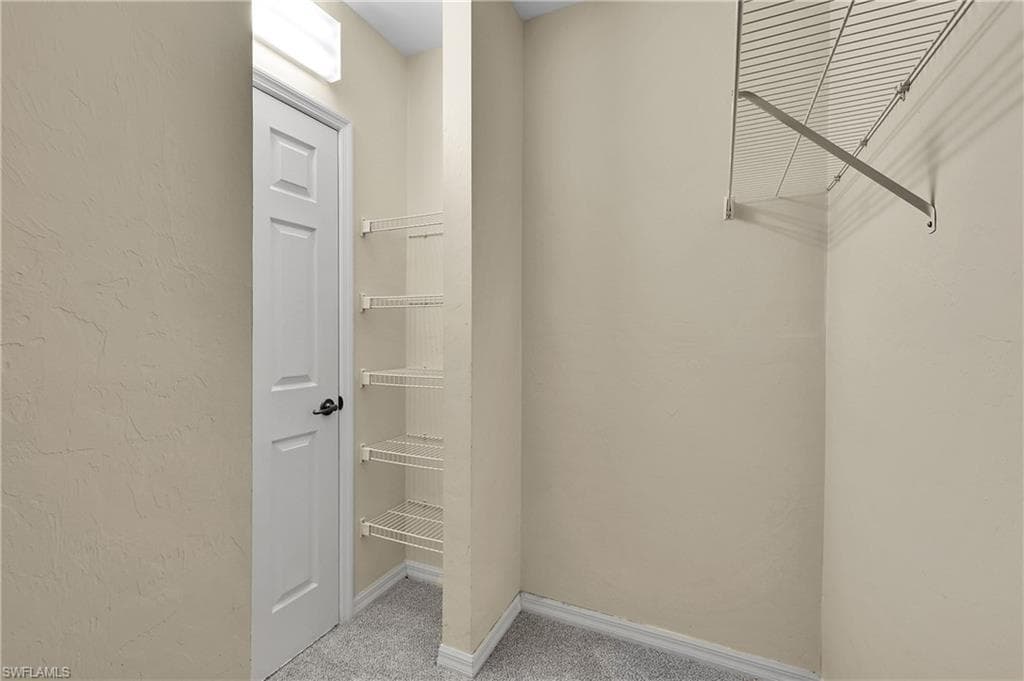 4921 SW 16th PL 201-21