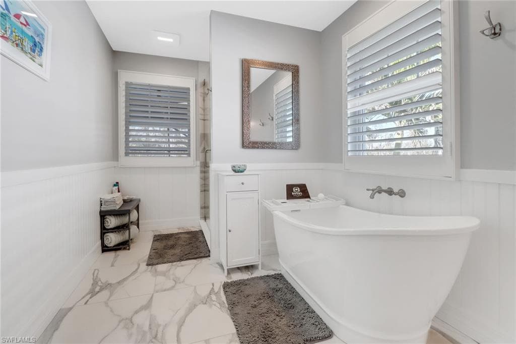 7842 Buccaneer DR, FORT MYERS BEACH FL 33931-12