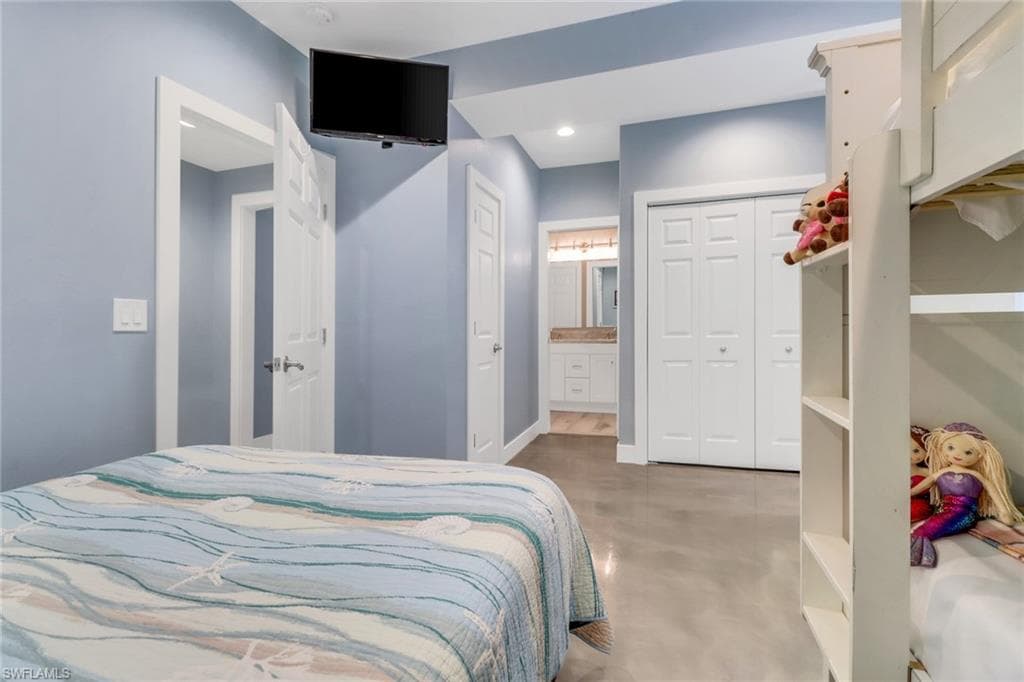 7842 Buccaneer DR, FORT MYERS BEACH FL 33931-46