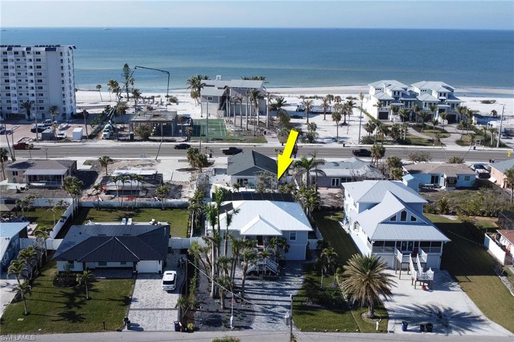 7842 Buccaneer DR, FORT MYERS BEACH FL 33931-35