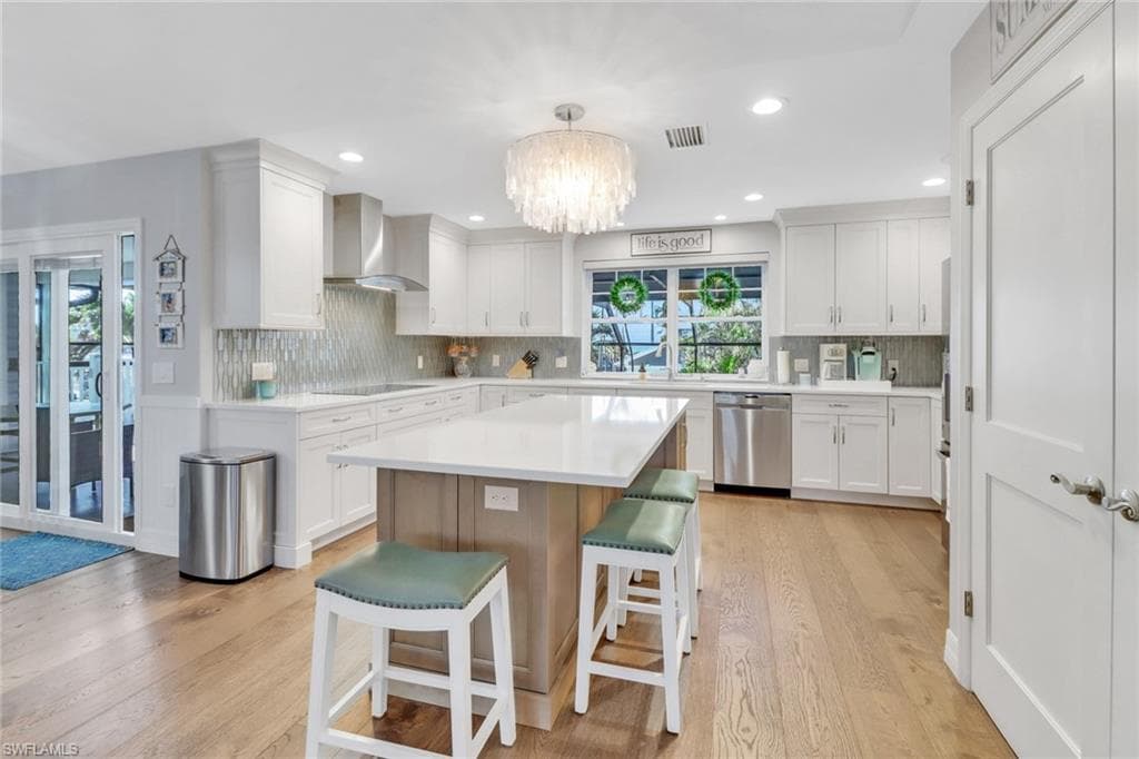 7842 Buccaneer DR, FORT MYERS BEACH FL 33931-4