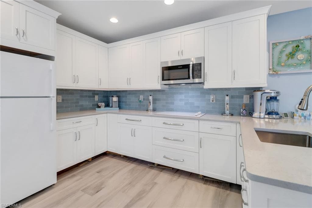 7842 Buccaneer DR, FORT MYERS BEACH FL 33931-43