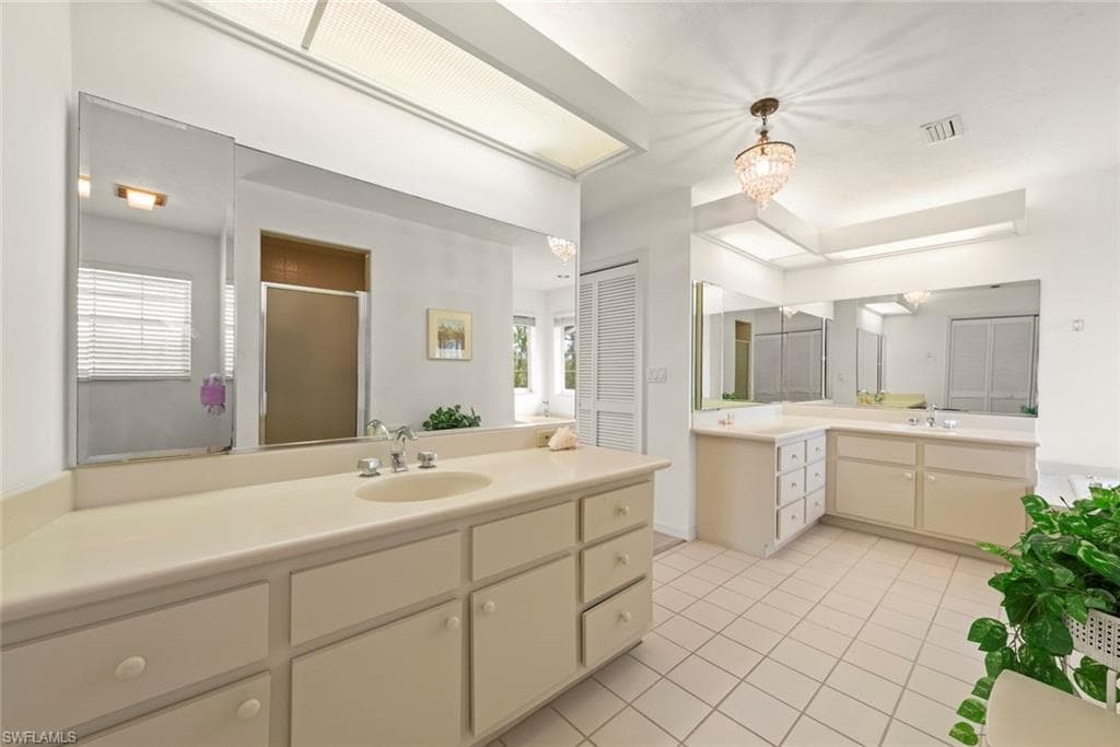 220 Daniel DR, SANIBEL FL 33957-27