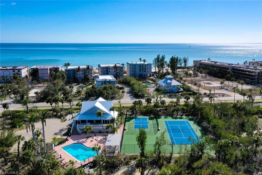 220 Daniel DR, SANIBEL FL 33957-47