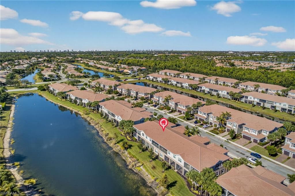 6540 Monterey PT # 203, NAPLES FL 34105-26