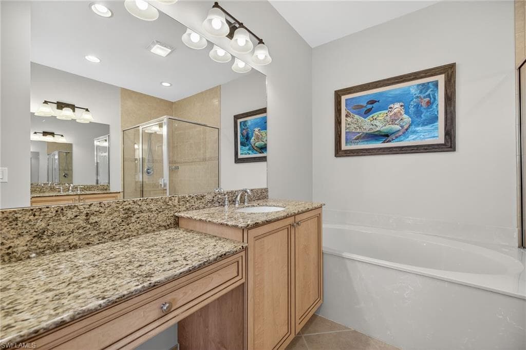 6540 Monterey PT # 203, NAPLES FL 34105-17