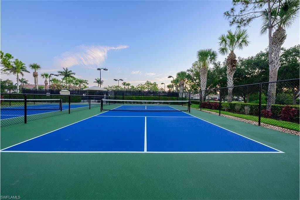 6540 Monterey PT # 203, NAPLES FL 34105-39