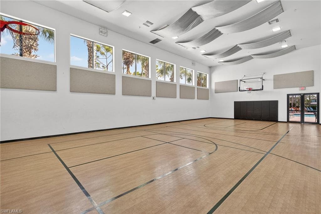 6540 Monterey PT # 203, NAPLES FL 34105-34