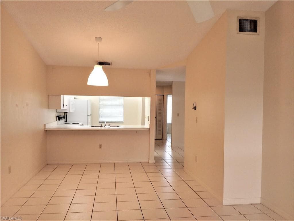 9265 Lake Park DR # 201, FORT MYERS FL 33919-9
