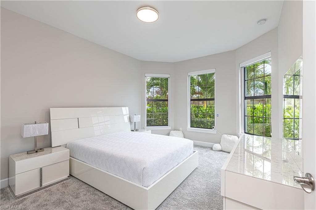 10371 Ventana LN, NAPLES FL 34120-16
