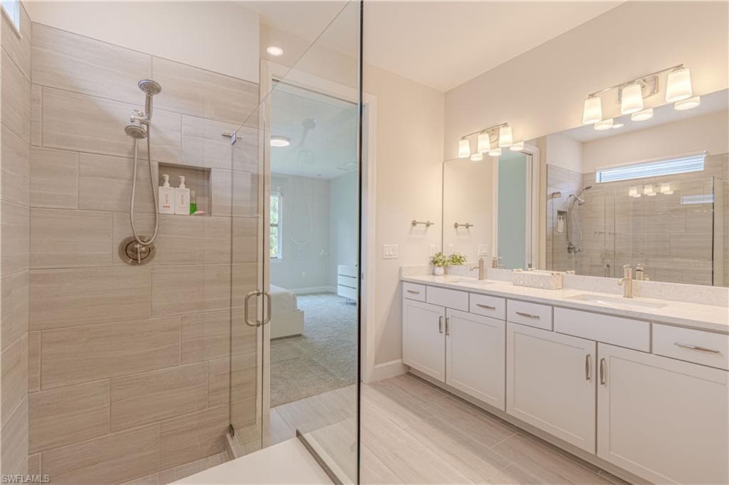 10371 Ventana LN, NAPLES FL 34120-13