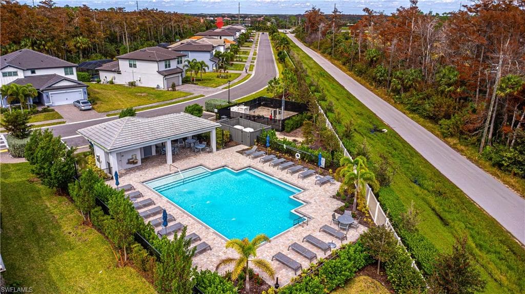 10371 Ventana LN, NAPLES FL 34120-24
