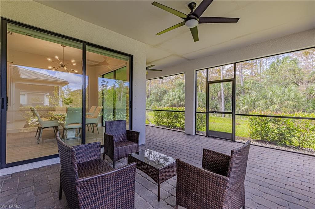 10371 Ventana LN, NAPLES FL 34120-20