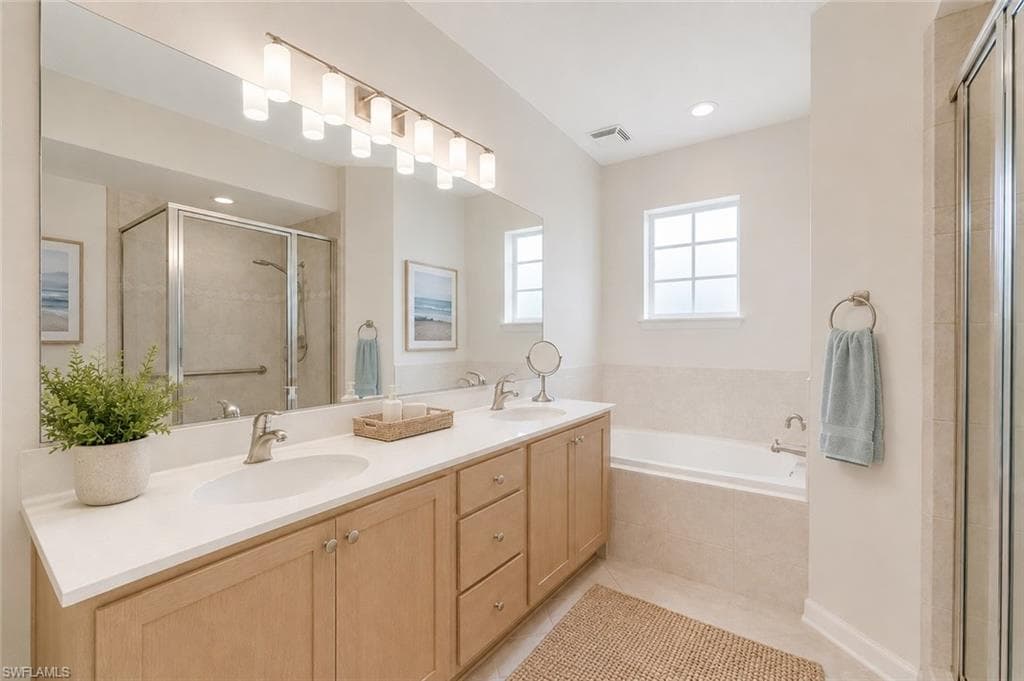 9111 Palmetto Ridge DR 201-11
