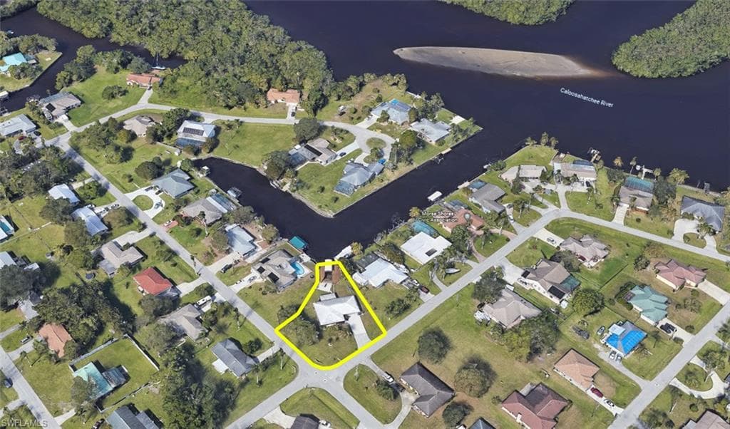 303 Georgia AVE, FORT MYERS FL 33905-4