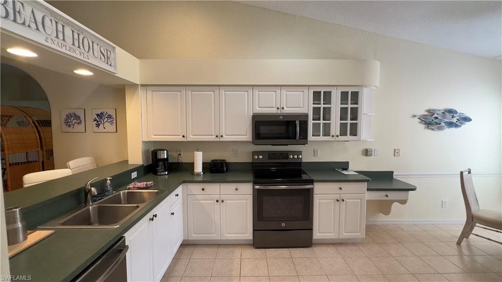 5653 Greenwood CIR # 104, NAPLES FL 34112-11