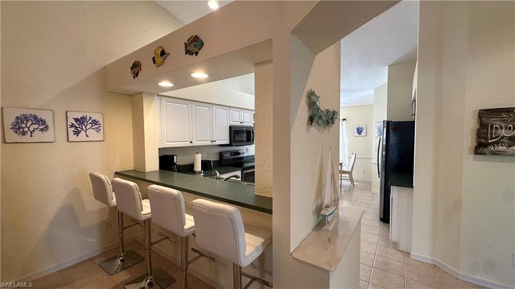 5653 Greenwood CIR # 104, NAPLES FL 34112-8