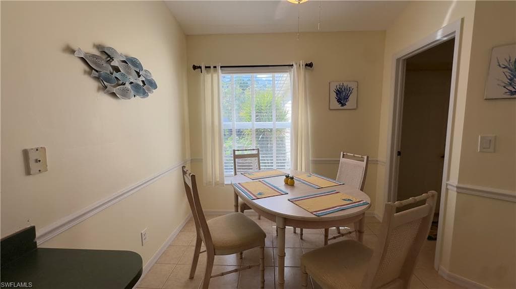 5653 Greenwood CIR # 104, NAPLES FL 34112-13