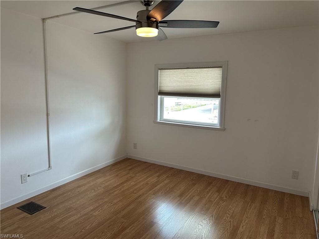 10 Blue Skys DR, NAPLES FL 34104-22