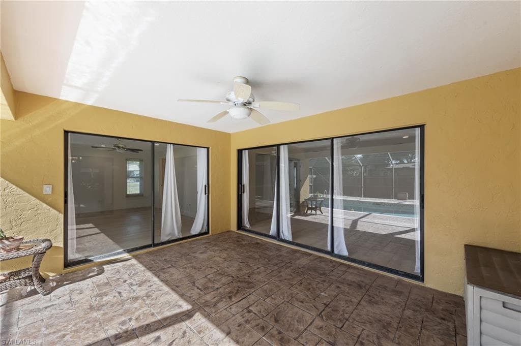 7810 Deni DR, NORTH FORT MYERS FL 33917-21