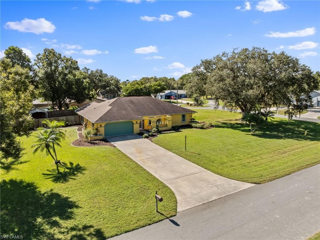 7810 Deni DR, NORTH FORT MYERS FL 33917-40