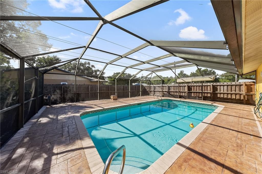 7810 Deni DR, NORTH FORT MYERS FL 33917-36