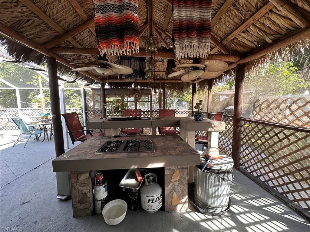 120 Rowland RD, LEHIGH ACRES FL 33936-19