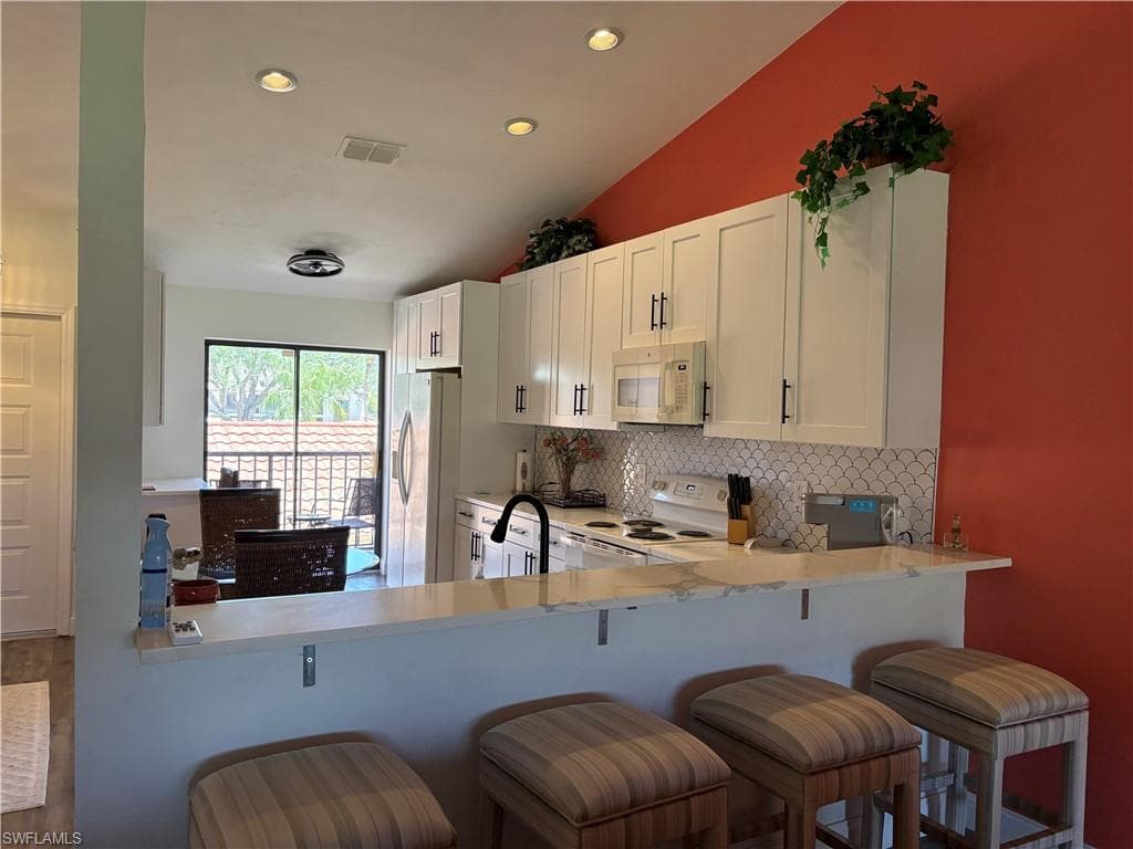 13120 Cross Creek BLVD 208-14