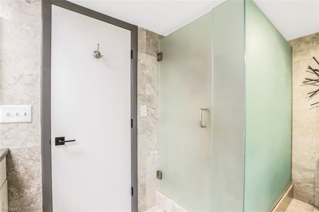 11116 Gulf Shore DR # 904, NAPLES FL 34108-22