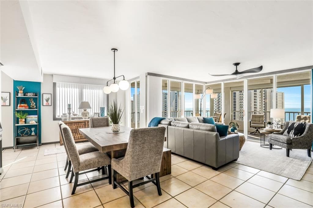 11116 Gulf Shore DR # 904, NAPLES FL 34108-16