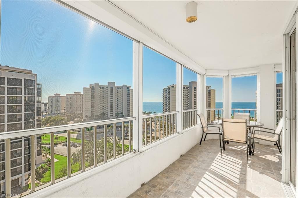 11116 Gulf Shore DR # 904, NAPLES FL 34108-28