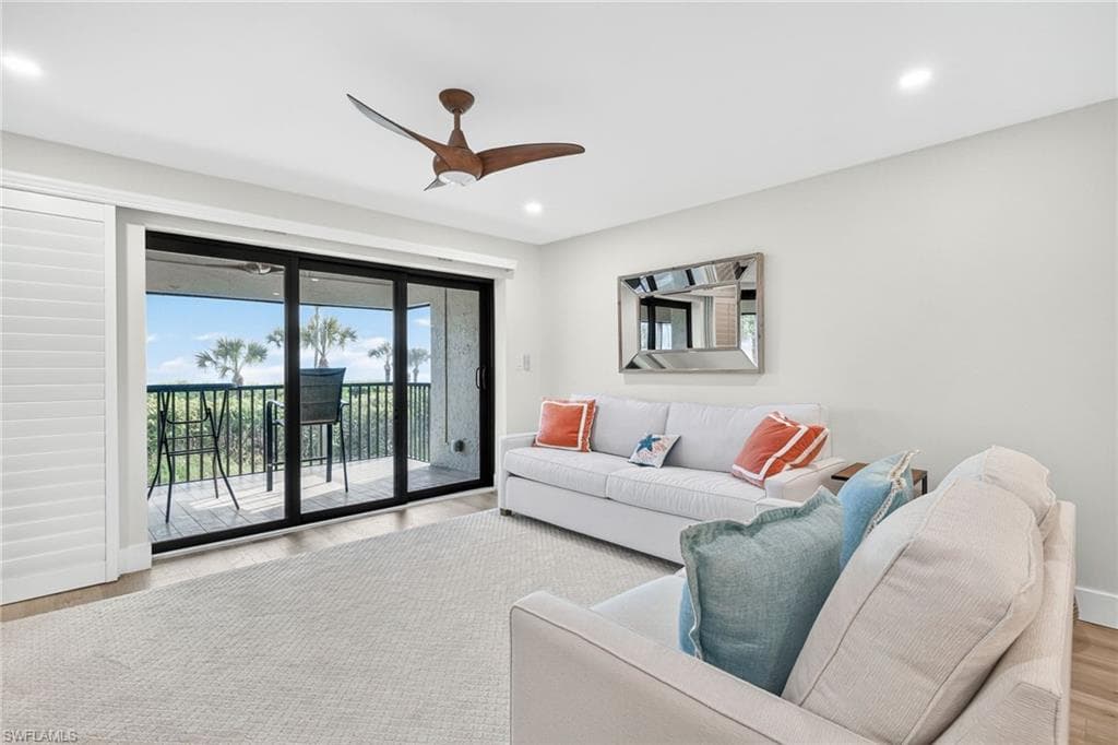 1795 Middle Gulf DR # 103, SANIBEL FL 33957-5